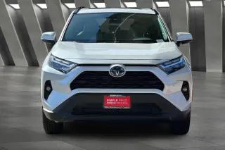 Toyota RAV4 Híbrido 2024 AWD XLE Premium 4dr SUV