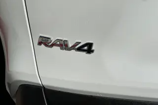 Toyota RAV4 Híbrido 2024 AWD XLE Premium 4dr SUV