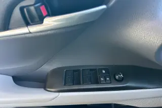 Toyota Camry Híbrido 2024 SE 4dr Sedán