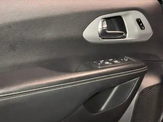 Chrysler Pacifica 2025 Limited 4dr Mini-Van