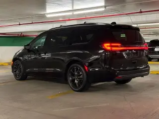 Chrysler Pacifica 2025 Limited 4dr Mini-Van