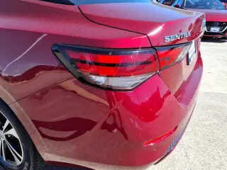Nissan Sentra 2022 SV Sedán 4 puertas