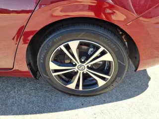 Nissan Sentra 2022 SV Sedán 4 puertas