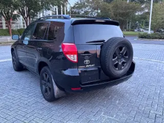 Toyota RAV4 2008