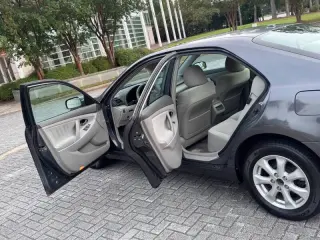 Toyota Camry 2011