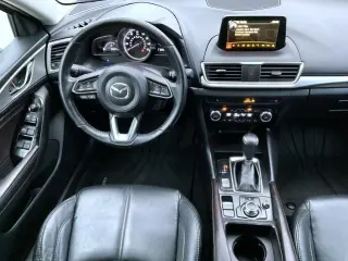 Mazda Mazda3 2017 Touring Sedán 4 puertas 6A