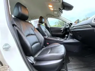 Mazda Mazda3 2017 Touring Sedán 4 puertas 6A