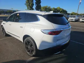 Buick Enclave 2023 4x4 Essence 4dr Crossover