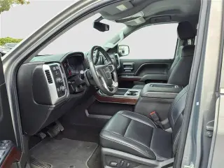 GMC Sierra 1500 2017 4x4 SLT 4dr Cabina Crew 5.8 ft. SB
