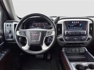 GMC Sierra 1500 2017 4x4 SLT 4dr Cabina Crew 5.8 ft. SB