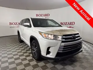 Toyota Highlander 2017 LE 4 SUV (2.7L I4)