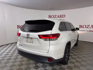Toyota Highlander 2017 LE 4 SUV (2.7L I4)