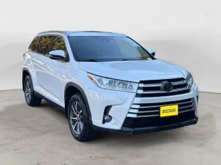 Toyota Highlander 2019 AWD XLE 4dr SUV