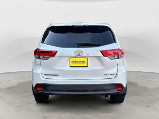 Toyota Highlander 2019 AWD XLE 4dr SUV