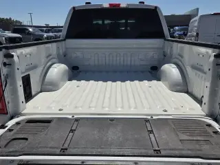 Ford F-150 2023 4x4 Lariat 4dr SuperCrew 5.5 ft. SB