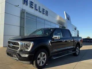 Ford F-150 2023 4x4 Platinum 4dr SuperCrew con cabina de 5.5 pies de largo, SB