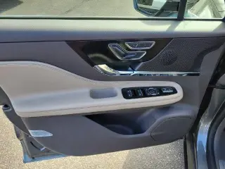Lincoln Corsair 2024 Premiere 4dr SUV