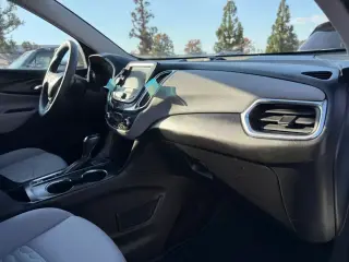 Chevrolet Equinox 2018 4x4 LT 4dr SUV w/1LT