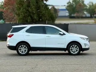 Chevrolet Equinox 2018 4x4 LT 4dr SUV w/1LT