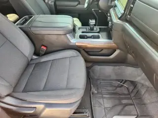 Chevrolet Silverado 1500 2025 4x4 RST 4dr Crew Cab 5.8 ft. SB