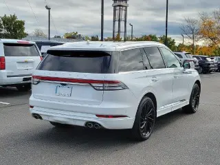 Lincoln Aviator 2021 AWD Reserve 4dr SUV
