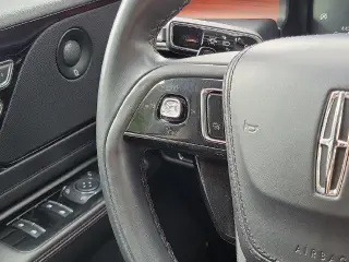 Lincoln Aviator 2023 AWD Reserve 4dr SUV