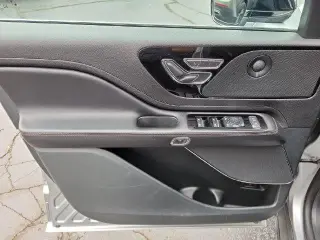Lincoln Aviator 2023 AWD Reserve 4dr SUV