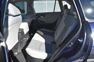 Toyota RAV4 Híbrido 2025 AWD XLE Premium 4dr SUV