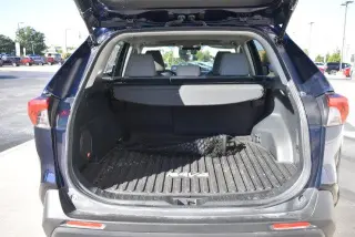 Toyota RAV4 Híbrido 2025 AWD XLE Premium 4dr SUV
