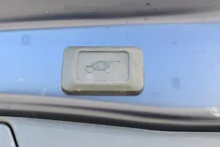 Toyota RAV4 Híbrido 2025 AWD XLE Premium 4dr SUV