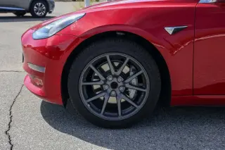 Tesla Model 3 2019 Alcance Medio 4dr Fastback