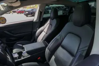 Tesla Model 3 2019 Alcance Medio 4dr Fastback