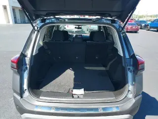 Nissan Rogue 2022 AWD SV 4dr Crossover