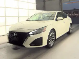 Nissan Altima 2023 AWD 2.5 SV Sedán 4 puertas