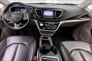 Chrysler Pacifica 2019 Touring L Plus 4dr Mini-Furgóneta