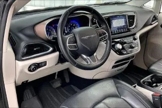 Chrysler Pacifica 2019 Touring L Plus 4dr Mini-Furgóneta