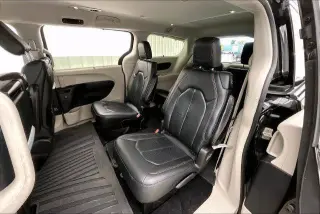 Chrysler Pacifica 2019 Touring L Plus 4dr Mini-Furgóneta