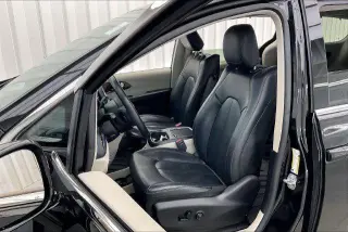 Chrysler Pacifica 2019 Touring L Plus 4dr Mini-Furgóneta