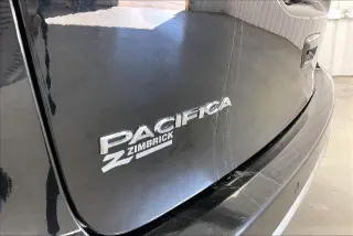 Chrysler Pacifica 2019 Touring L Plus 4dr Mini-Furgóneta