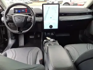 Ford Mustang Mach-E 2024 AWD Premium 4dr SUV