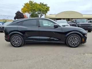 Ford Mustang Mach-E 2024 AWD Premium 4dr SUV