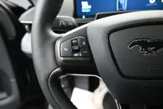 Ford Mustang Mach-E 2023 Premium 4dr SUV