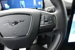 Ford Mustang Mach-E 2023 Premium 4dr SUV