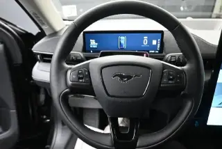 Ford Mustang Mach-E 2023 Premium 4dr SUV