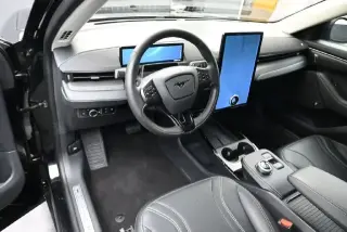 Ford Mustang Mach-E 2023 Premium 4dr SUV