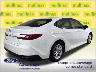 Toyota Camry 2025 LE 4dr Sedán