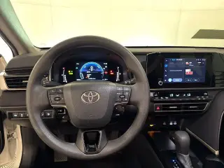 Toyota Camry 2025 LE 4dr Sedán