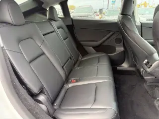 Tesla Model Y 2023 AWD Long Range 4dr Crossover