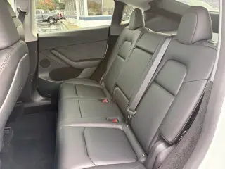 Tesla Model Y 2023 AWD Long Range 4dr Crossover