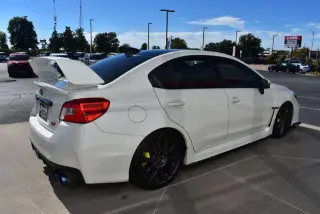 Subaru WRX 2019 AWD STI Limited 4dr Sedán con Spoiler de Baja Perfil